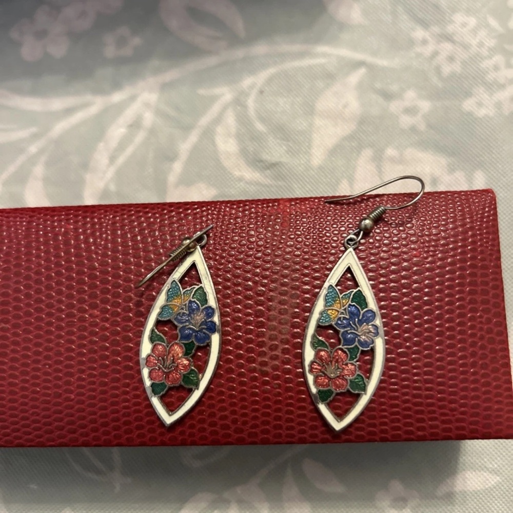 Vintage enamel earrings silver with butterfly and flowers